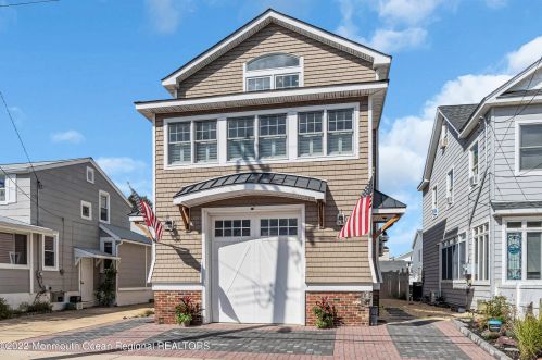 103 Camden Ave, Lavallette NJ  08735-2329 exterior