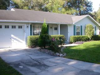 13540 136th Dr, Alachua, FL 32615-6210