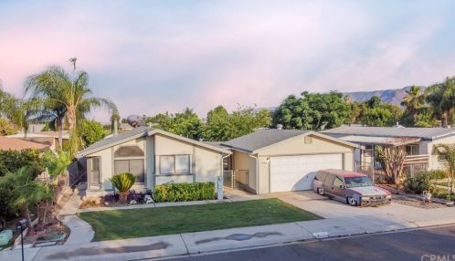 31768 Via Cordova, Lake Elsinore CA  92530-7961 exterior