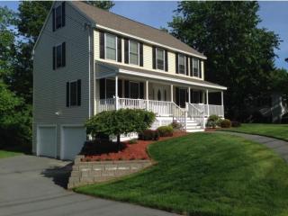 136 Policy St, Salem, NH 03079-1916