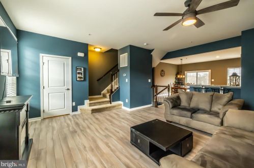 1839 Honeysuckle Ct, Downingtown PA  19335-7202 exterior