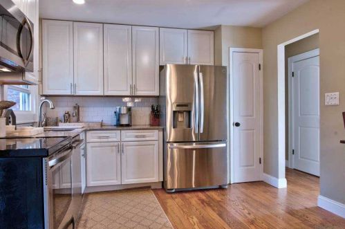 95 Parkside Ave, Miller Place NY  11764-3121 exterior