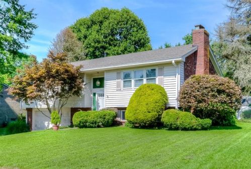 3485 Birkenhead Dr, Lexington, KY 40503-4258