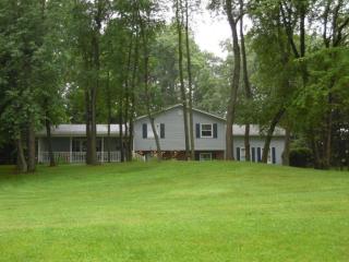 6571 Castlewood Dr, Carroll, OH 43112-9555