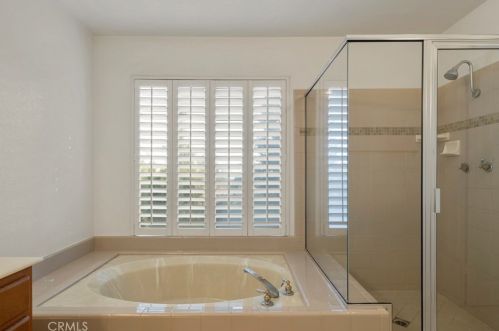 1512 Mansfield Ct, Upland CA  91784-7963 exterior