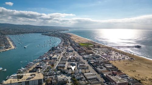 211 Cypress St, Newport Beach, CA 92661-1231