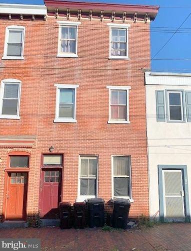 817 Madison St, Wilmington, DE 19801-1482