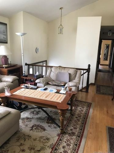 28 Madison St, Plainville CT  06062-1738 exterior