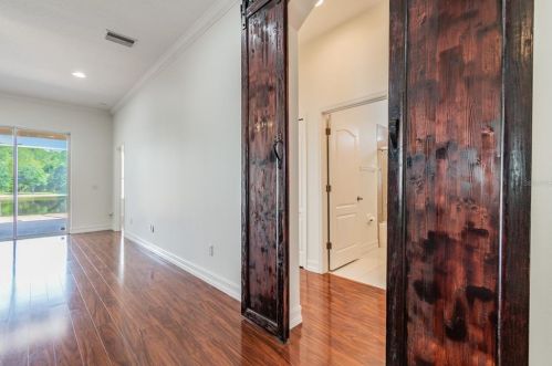 4823 Sky Blue Dr, Lutz FL  33558-8055 exterior