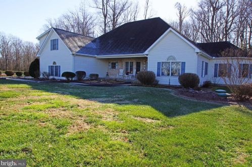 382 Scarlet Cir, Dover, DE 19904-5655