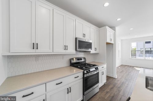 328 Walnut St, Collegeville PA  19426-3601 exterior