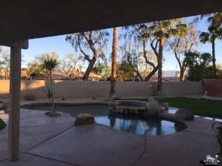 49005 Marimba Ct, La Quinta CA  92253-2415 exterior