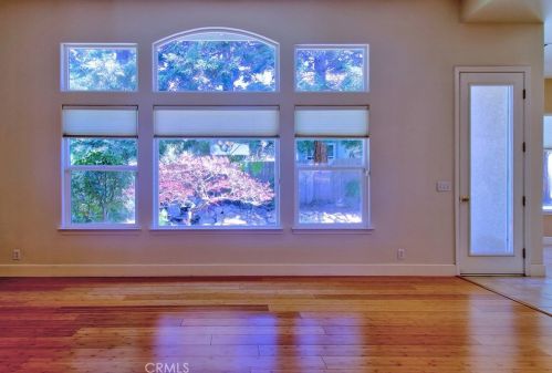 2 Burney Dr, Chico, CA 95928-3805