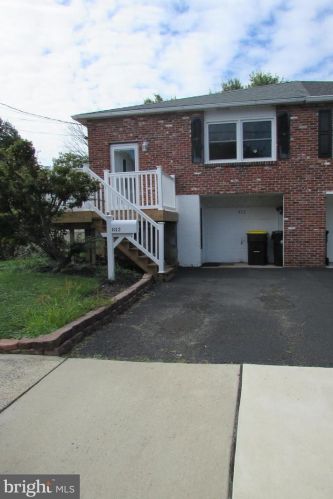 812 Pennbrook Ave, Lansdale PA  19446-3941 exterior