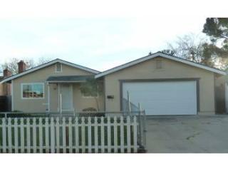 2702 Meadowvale Ave, Sacramento, CA 95822-5408