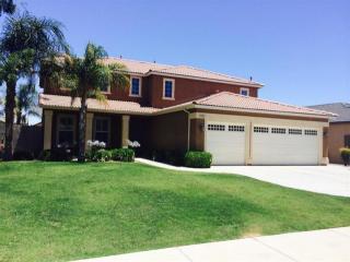 6000 Niagara Falls Ct, Bakersfield, CA 93311-9676