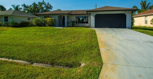 634 Streamlet Ave, Fort Pierce FL 34983-4658 exterior