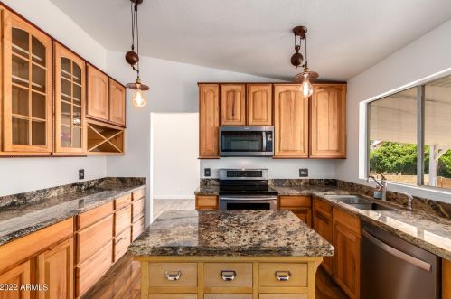 4913 Acoma Dr, Glendale AZ  85306-3828 exterior