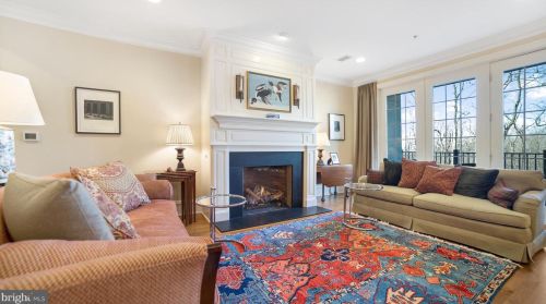5105 Parkview Dr, Haverford, PA 19041-2016