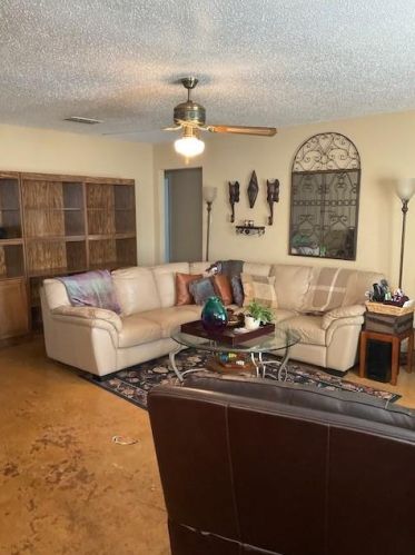 908 Pepperidge Dr, Lancaster, TX 75134-2037