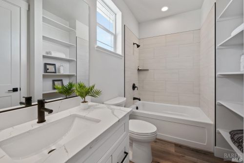 96 Calistoga Rd, Santa Rosa CA  95409-3702 exterior