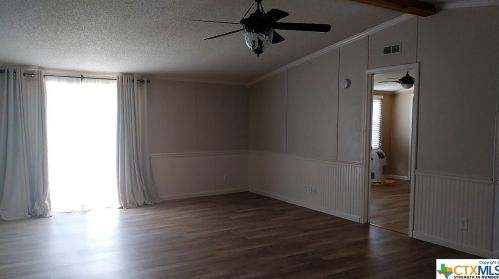 500 Tannenbaum Ln, Seguin TX  78155-0907 exterior