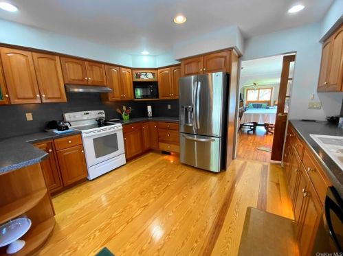 171 Cole Rd, Hurleyville NY  12747-5036 exterior