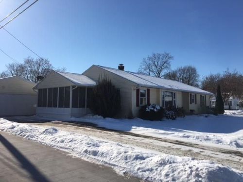 2204 Barlow St, La Crosse, WI 54601-6630
