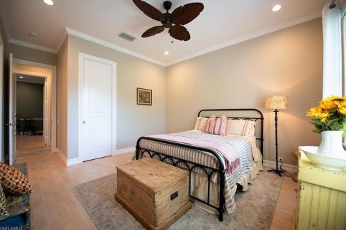 6610 Sable Ridge Ln, Naples FL  34109-0526 exterior