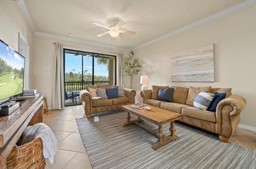 9719 Acqua Ct, Naples, FL 34113-8121