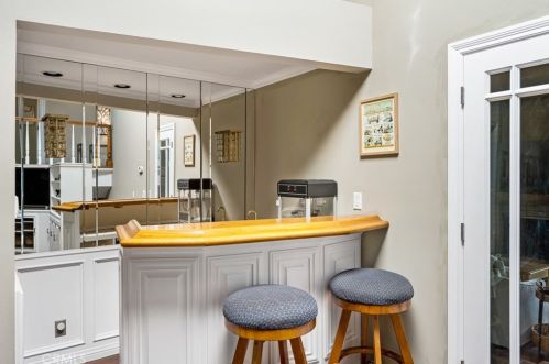 11389 Orange Park Blvd, Orange CA  92869-2118 exterior