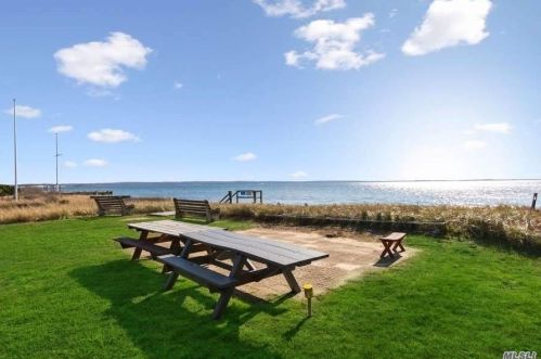 450 Bay Haven Ln, Southold NY  11971-4346 exterior