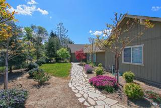 30685 Morgan Canyon Rd, Prather, CA 93651-9605