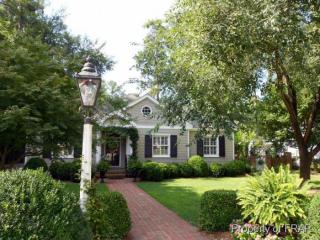 1807 Kelly St, Fayetteville, NC 28305-5017