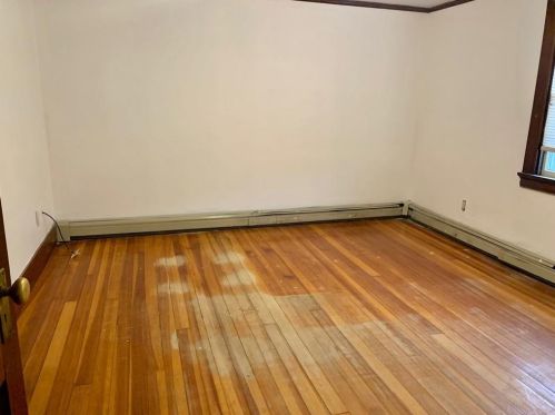 24 Blackstone St, Cumberland RI  02864-7027 exterior