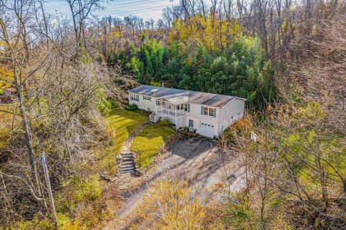 6340 Leechburg Rd, Verona, PA 15147-3514