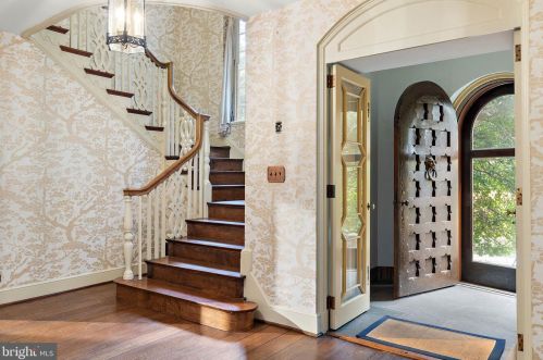 1105 Rodney St, Wilmington, DE 19806-4319