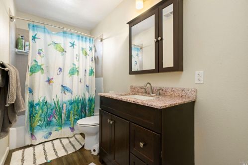 3619 Moorland Ave, Santa Rosa CA  95407-8107 exterior