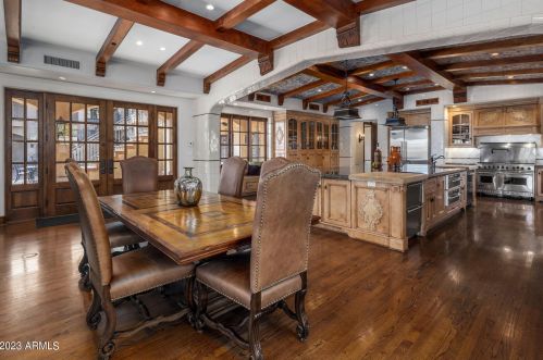 41 Biltmore Est, Phoenix AZ 85016-2819 exterior