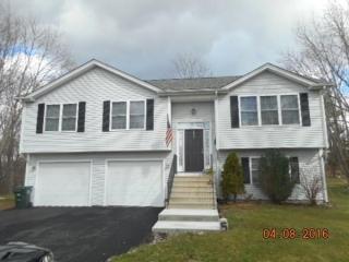 5 Meadow Ct, Smithfield RI  02917-3705 exterior