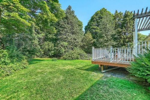 3 Alvin Ct, Poughkeepsie NY  12603-6126 exterior