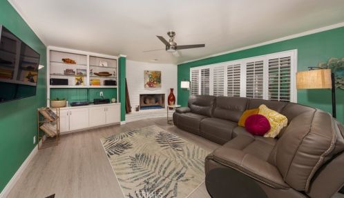 1672 Smiley Heights Dr, Redlands CA  92373-6533 exterior