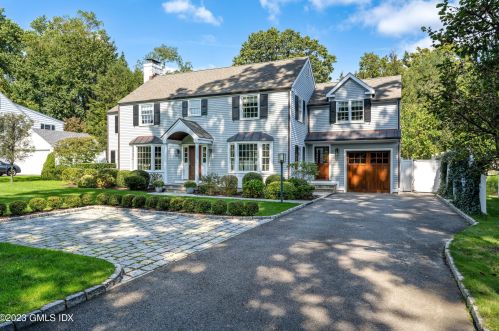 10 Field Rd, Riverside, CT 06878-2327