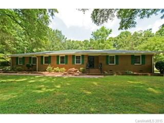 6201 Deliah Ln, Charlotte, NC 28215-3510