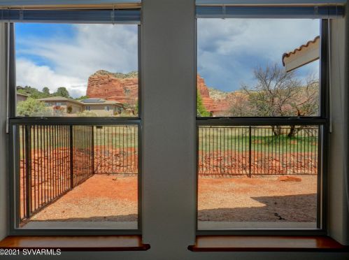 210 Pinon Wood Dr, Sedona AZ 86351-7919 exterior