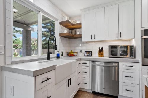 10013 Plaza De Oro Dr, Valley Home CA  95361-9235 exterior