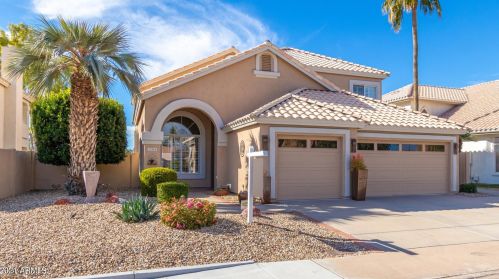19504 71st Ave, Glendale, AZ 85308-5554