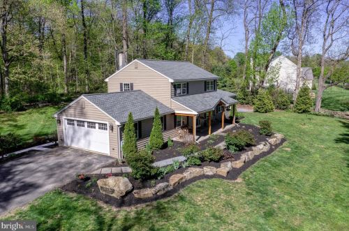 2871 Creek Rd, Marsh, PA 19520-9162
