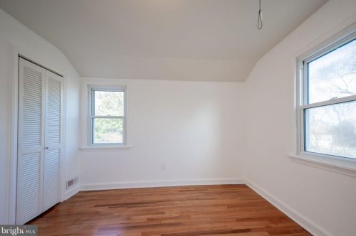 20 Alvil Rd, Wilmington DE  19805-2030 exterior