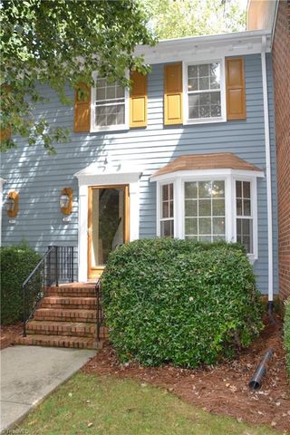 2860 Park Pl, Greensboro, NC 27410-2343